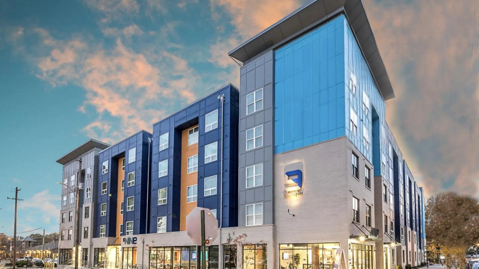 East Memphis University District Apartments By Barsala