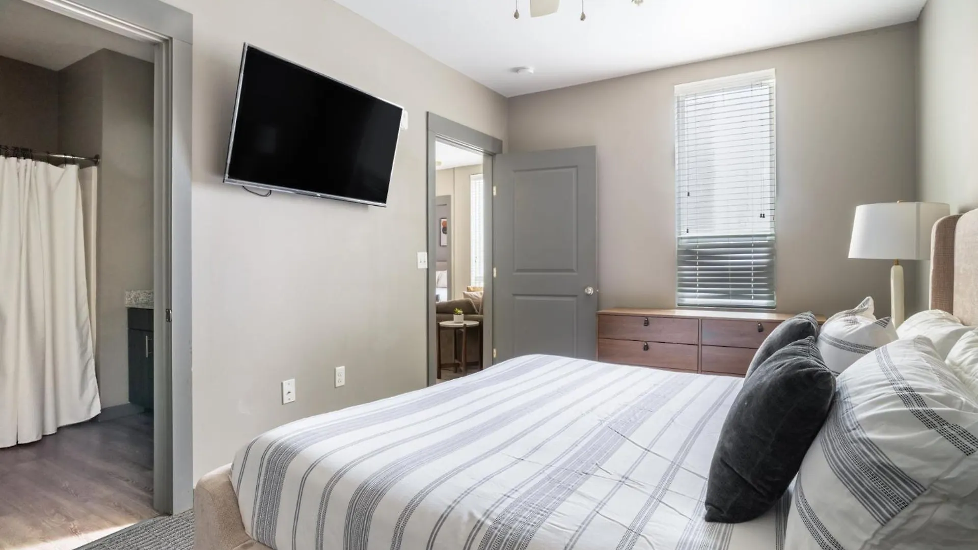 East Memphis University District Apartments By Barsala 아파트호텔